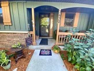 3432 Royal Rd, Janesville, WI 53546