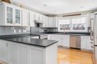 1209 Centerville Rd Unit 2, Warwick, RI 02886