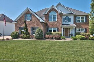 433 W Church St, Archbald, PA 18403
