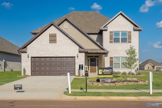 10 Flintridge Dr, Harvest, AL 35749