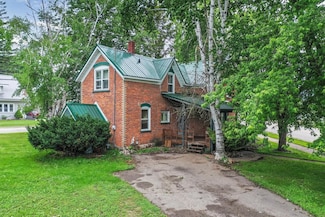 104 W Main St, Gillett, WI 54124