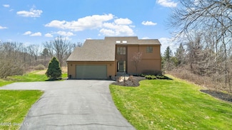 82 Knapp Rd, Mechanicville, NY 12118