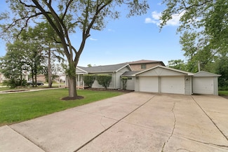 12030 S Lawler Ave, Alsip, IL 60803