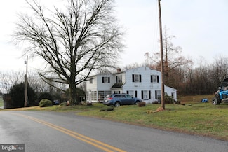 12816 Beck Rd, Hagerstown, MD 21742