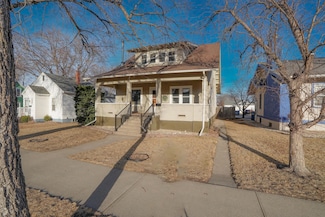 416 S Minnesota St, Mitchell, SD 57301