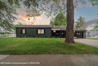925 Summit St, Owosso, MI 48867