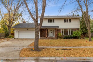 2521 Lilac Ln N, Fargo, ND 58102