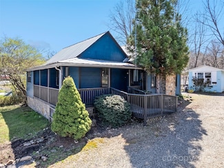 442 and 440 Walnut St, Waynesville, NC 28786