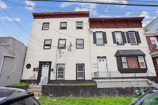 288 Oak St, Perth Amboy, NJ 08861