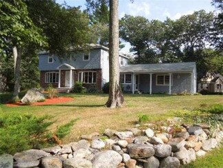 194 Proctor Rd, Chelmsford, MA 01824