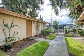 4654 N Chestnut Ave Unit 101, Fresno, CA 93726