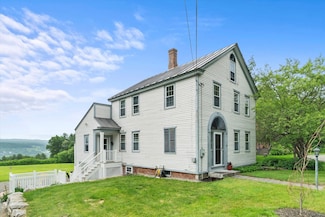 235 Dartmouth College Hwy, Haverhill, NH 03765