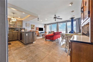 721 Esplanade Unit 602, Redondo Beach, CA 90277