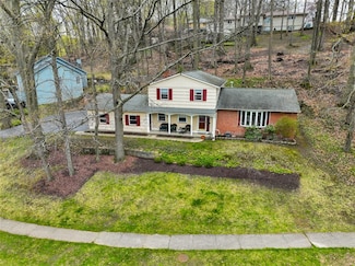 151 Chapel Hill Dr, Rochester, NY 14617