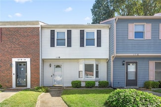 319 E Montcastle Dr Unit B, Greensboro, NC 27406