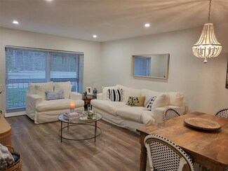 7705 Camino Real Unit B-113, Miami, FL 33143