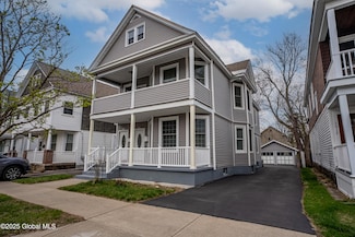 1014 Baker Ave, Schenectady, NY 12309