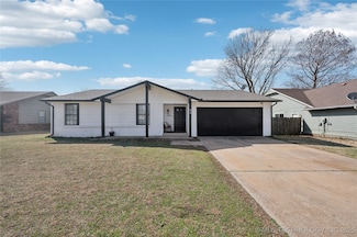 419 W Quanah Place, Broken Arrow, OK 74011