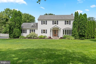 71 Crosskeys Dr, Garnet Valley, PA 19060