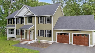 203 Lawrence Rd, Salem, NH 03079