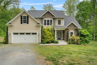 550 W Lockett Creek Blvd, Pamplin, VA 23958