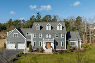 372 Country Club Way, Kingston, MA 02364