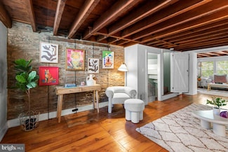 67 W Ferry St, New Hope, PA 18938