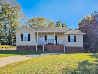 400 Sims Ave, Wartrace, TN 37183