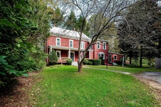 28 Bellamy Rd, Dover, NH 03820