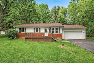 1196 Rutledge Rd, Transfer, PA 16154