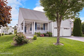 26 Masters Ct, Tuckerton, NJ 08087