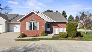 209 Greenbriar Ln, Dalton, OH 44618
