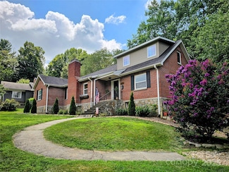 317 Balsam Dr, Waynesville, NC 28786