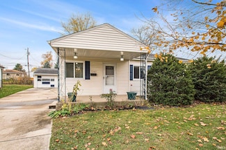 1347 Pyle Ave, South Bend, IN 46615