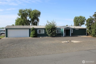 306 E 5th St, Lind, WA 99341