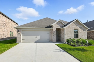 9812 Elk Falls Ln, Aubrey, TX 76227
