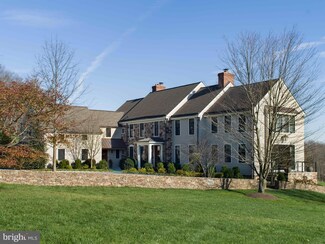 46 Harbor Woodsville Rd, Pennington, NJ 08534
