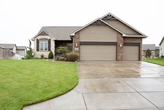 8529 W Candlewood Ct, Wichita, KS 67205