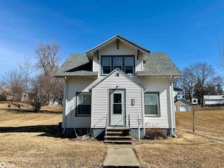 402 2nd Ave, Audubon, IA 50025