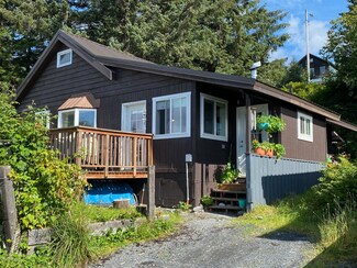 503 3rd St, Cordova, AK 99574