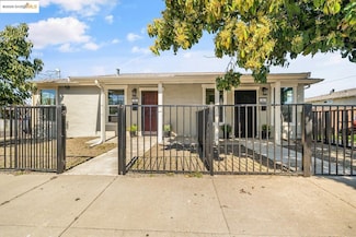 96 Highway Ave, Bay Point, CA 94565