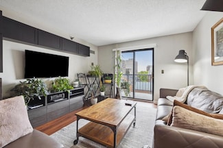 78 10th St E Unit R506, Saint Paul, MN 55101
