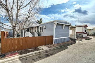 2810 Cascade Dr Unit 10, Denver, CO 80260