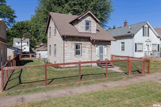 112 N Thornwood Ave, Davenport, IA 52802
