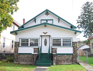 752 3rd Ave, Troy, NY 12182