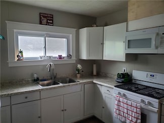 575 Lyon St, Elmira, NY 14904