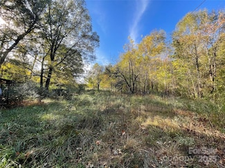 137 Stacy Rd, Mooresville, NC 28115