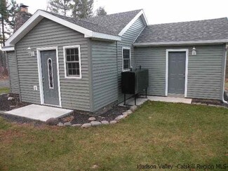 706 Bald Hills Rd N, Round Top, NY 12473