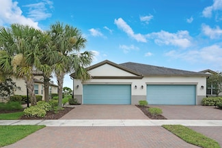 11237 SW Winding Lakes Cir, Port Saint Lucie, FL 34987