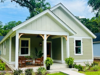 2017 Lafayette St, Beaufort, SC 29902